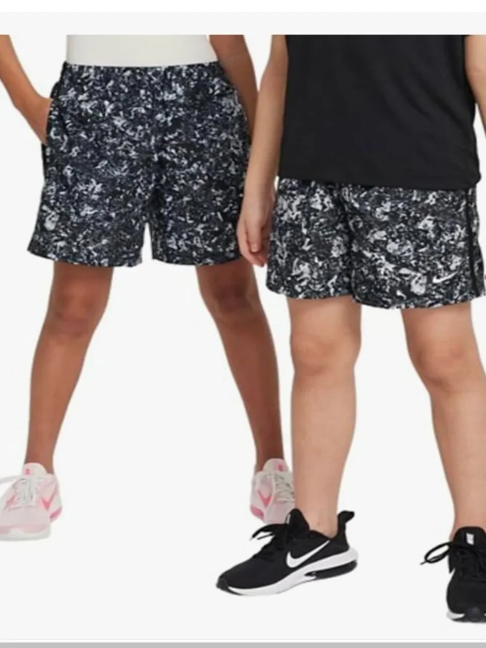 Nike Kids Unisex Woven Training Shorts Black Standard Fit Extra Large
